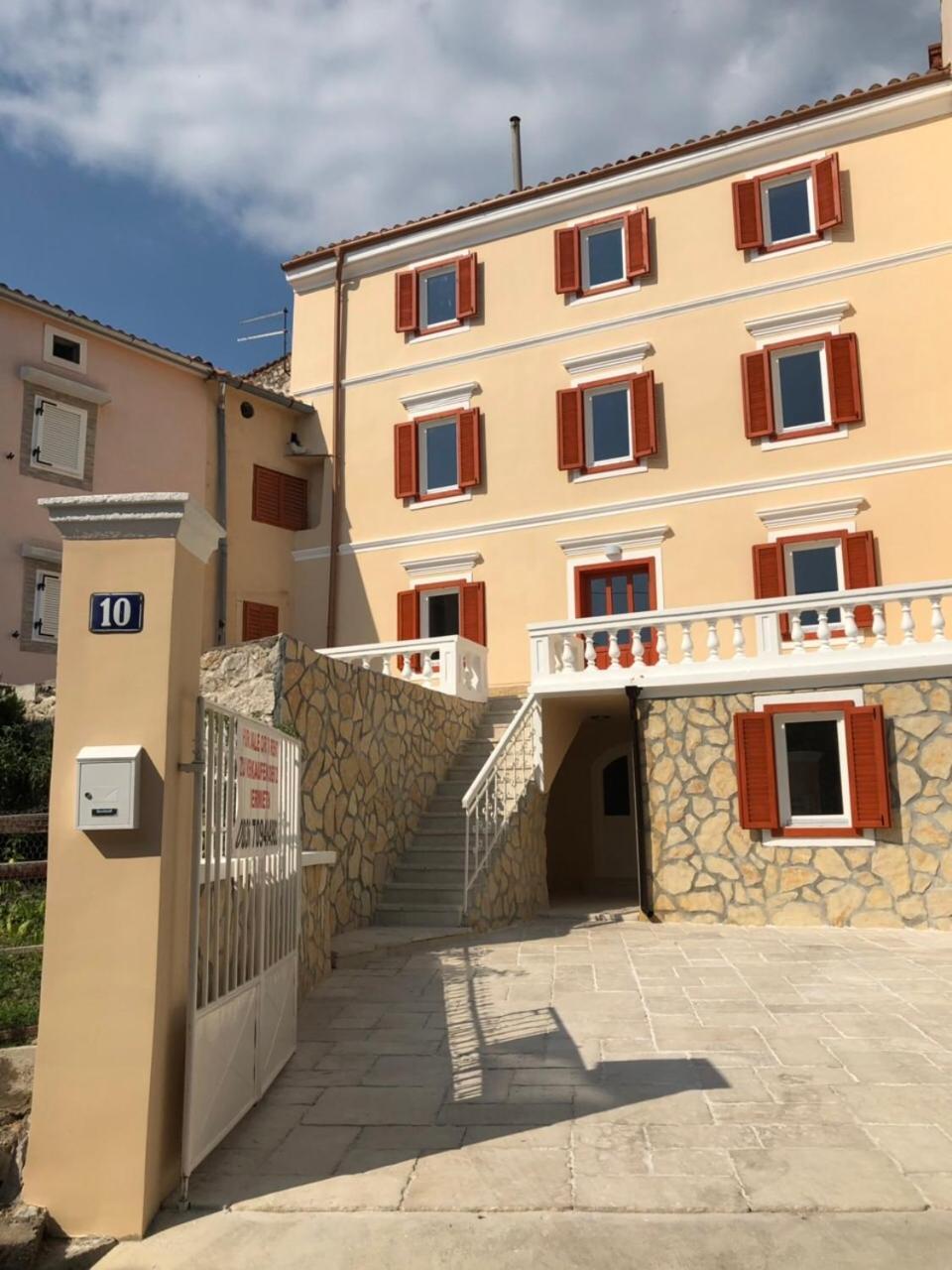 Romantic Hotel Centar Omisalj Omišalj Exterior foto